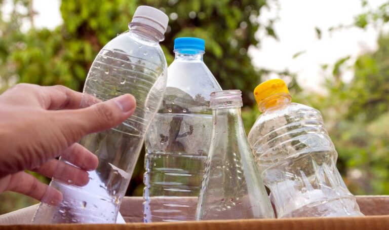 Latas e garrafas passam a ter reembolso de 10 cêntimos a partir de abril