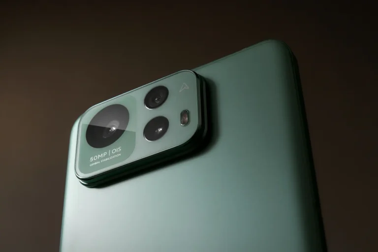 ASUS não lança novos smartphones em 2026, mas garante que não abandona o mercado