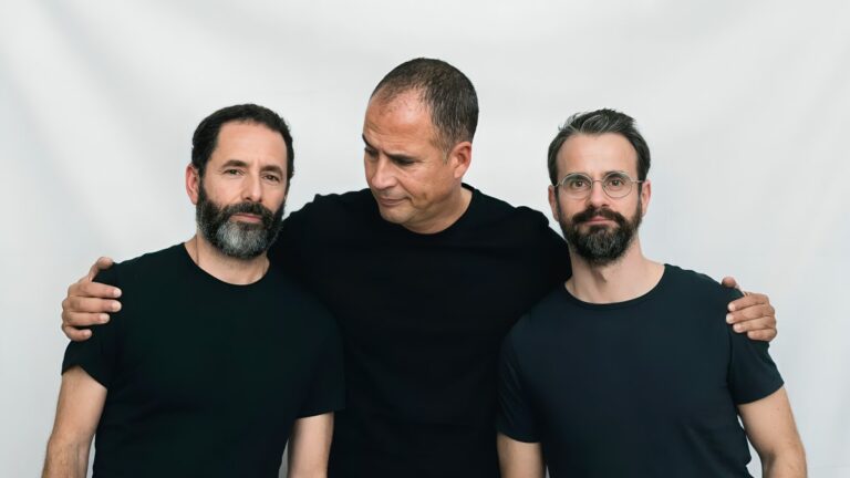 Gatos Fedorentos, Primos, Bumba na Fofinha e Cubinho: os podcasts de humor invadem o Worten Mock Fest