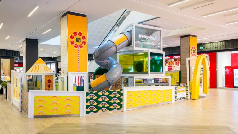 CascaiShopping e McDonald’s assinalam 34 anos de colaboração com novo espaço infantil exclusivo em Portugal