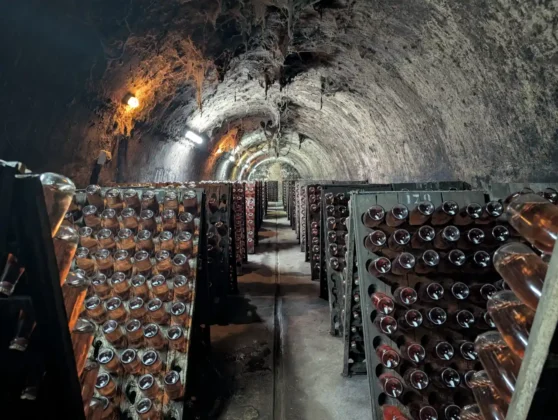 Caves Messias