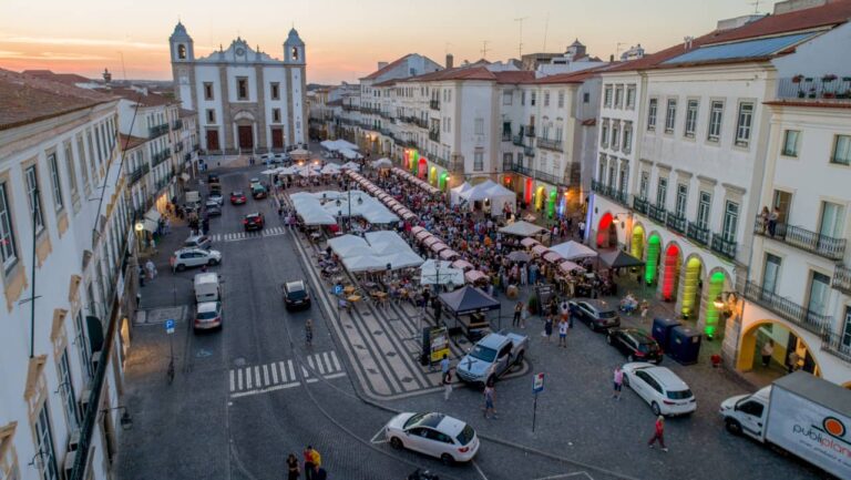 ÉvoraWine celebra 10 anos com 300 vinhos em prova e aposta reforçada na cultura e gastronomia alentejana