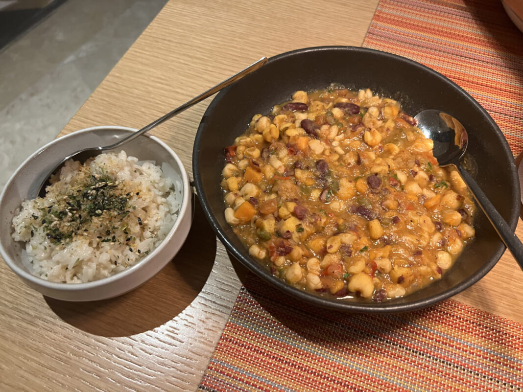 sesimbra oceanfront chili sin carne