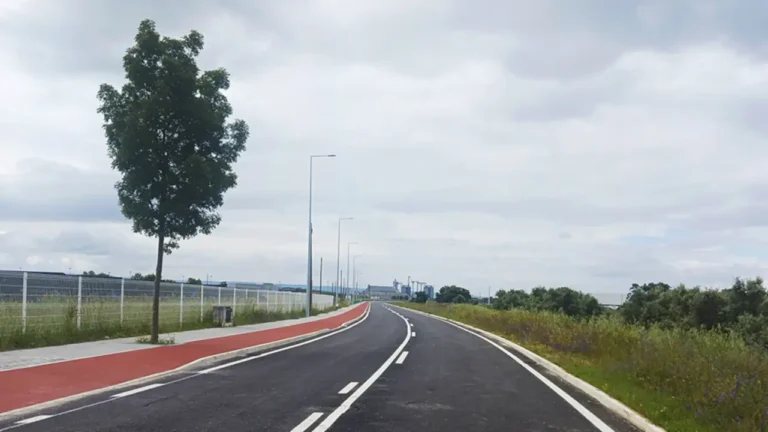 Zona Industrial de Riachos com acessos melhorados