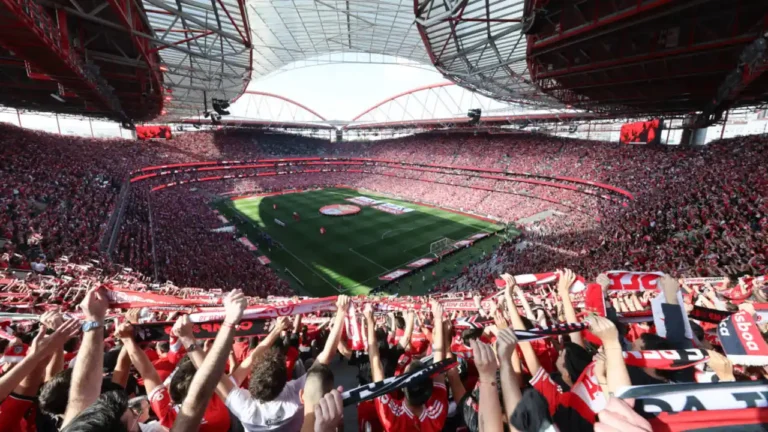 Estádio da Luz passa a ter 68.100 lugares