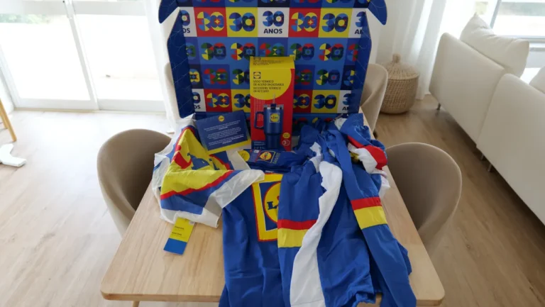 Lidl assinala 30 anos em Portugal com coleção limitada inspirada na identidade da marca