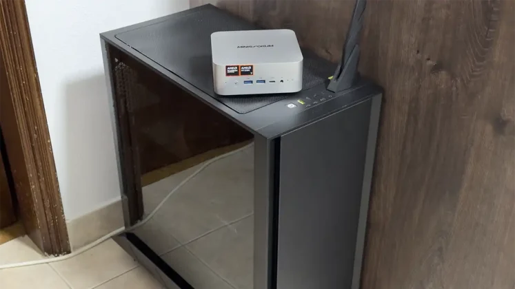 MINISFORUM AI X1 Mini PC