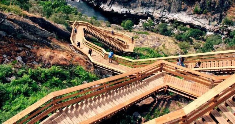 Passadiços do Paiva encerrados por tempo indeterminado