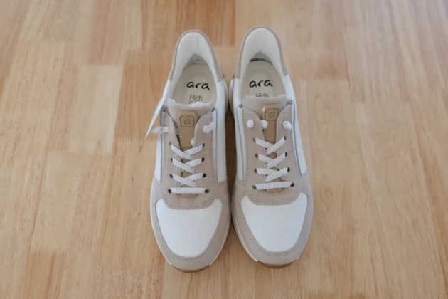 ara shoes PV2025 - modelo 12-24836, na cor shell white
