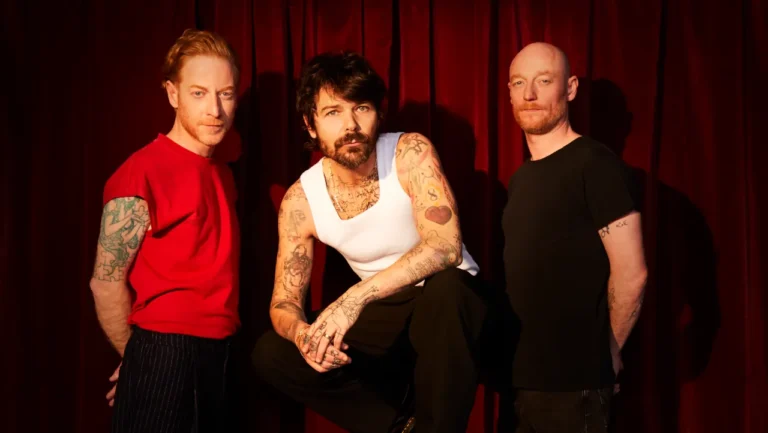 Escoceses Biffy Clyro regressam a Portugal em 2026