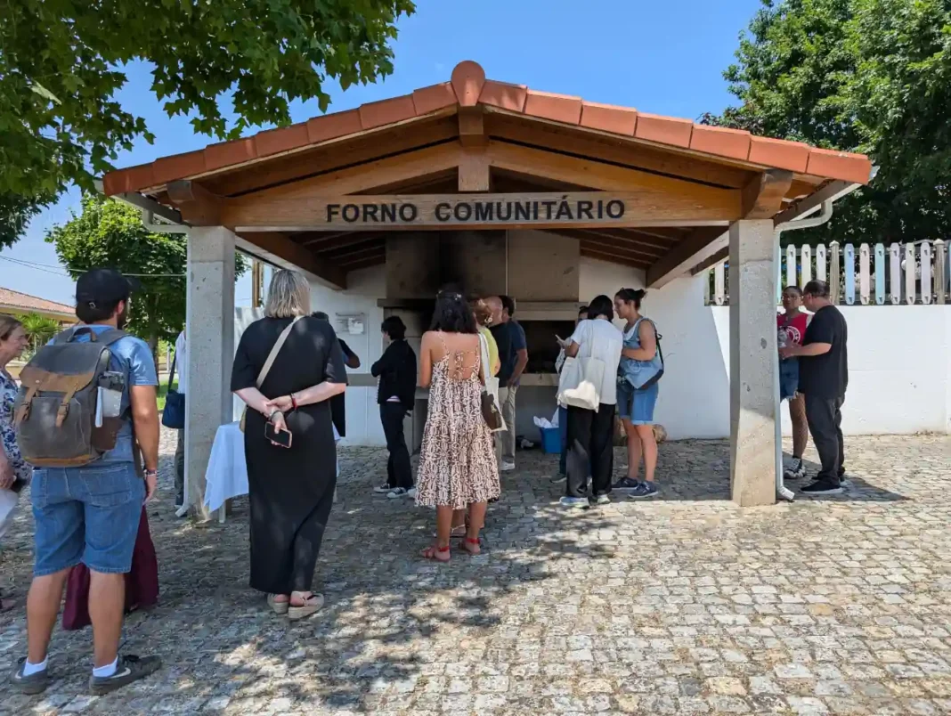 Forno comunit&aacute;rio de Pias
