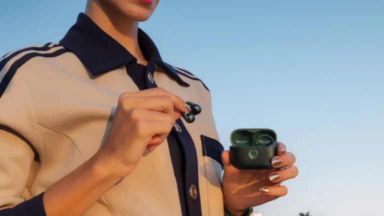 moto buds loop e watch fit da Motorola já estão disponíveis em Portugal