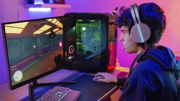 Philips Evnia 27M2N3800A aposta no Dual Mode, com 4K a 160Hz e FHD a 320Hz