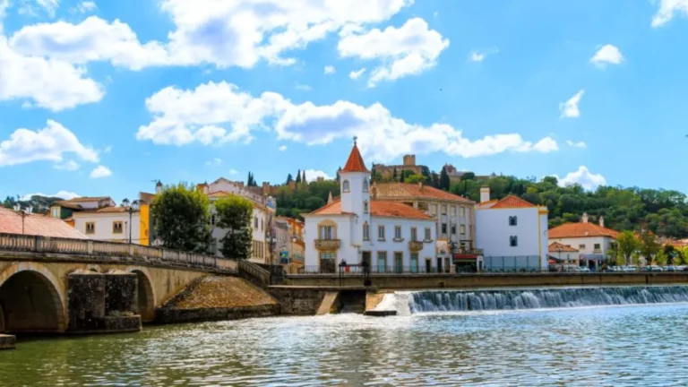 Tomar é eleita o melhor destino escondido da Europa para o verão de 2025