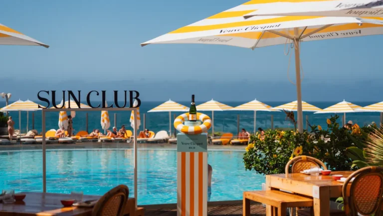 Veuve Clicquot lança primeiro Sun Club em Portugal no icónico Beach Club de Vale do Lobo