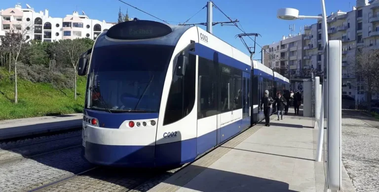 Metro de Almada também já permite o pagamento por contactless