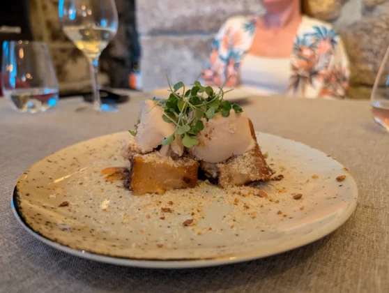 Açafrão Restaurante - Pudim de bolo da festa