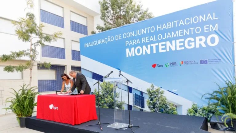 Inauguradas 49 casas em Faro para realojar famílias de pescadores