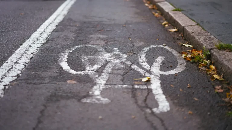 Porto, Matosinhos, Mondim de Basto e Odivelas vão ter novas ciclovias