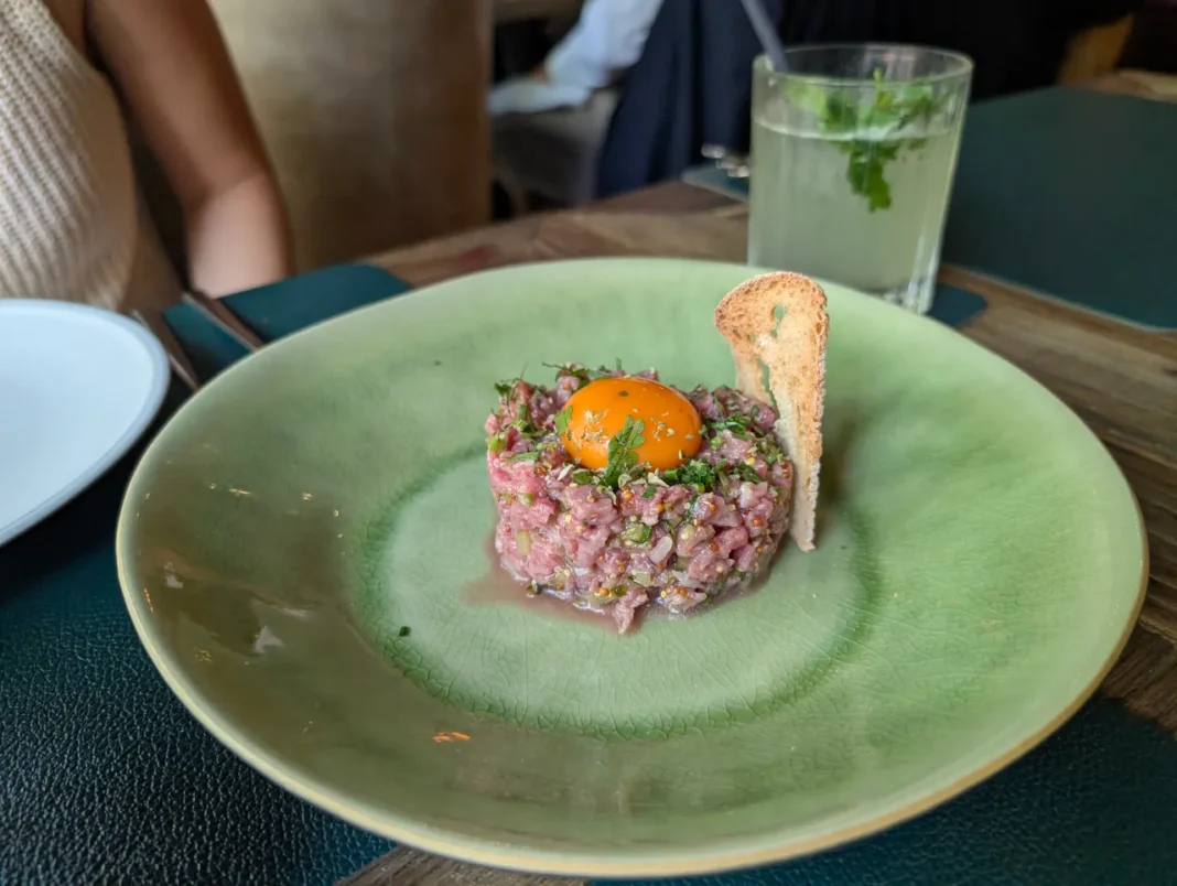 Degust'AR Lisboa - T&aacute;rtaro de bovino Mertolengo trufado