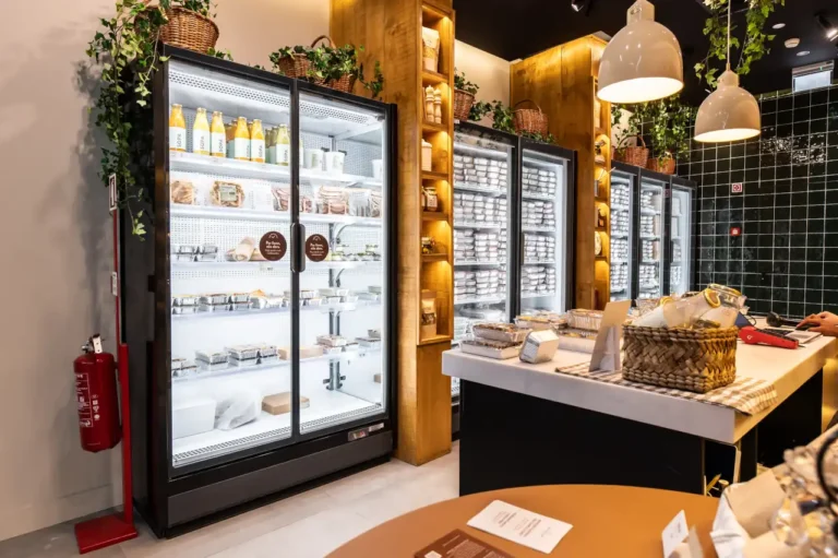 Dez Prá Uma inaugura no Colombo e aposta em refeições prontas de qualidade