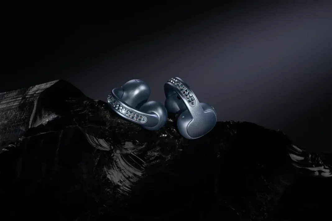 Motorola x Swarovski - The Brilliant Collection - moto buds loop