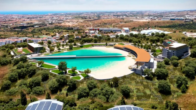 Cascais vai ter piscina de ondas e centro de surf de alta tecnologia