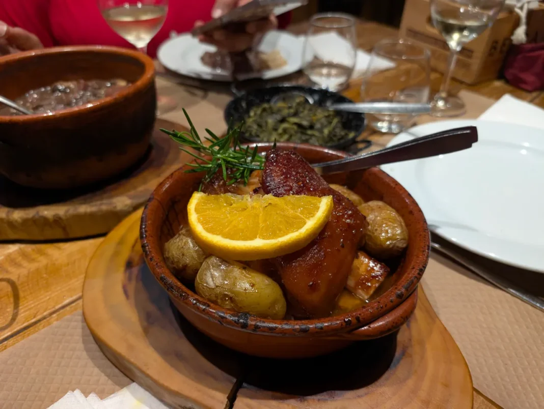 Varanda da Estrela - Pernil Confitado
