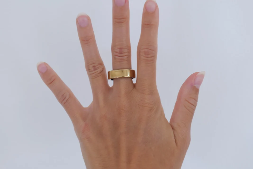 vista mao frontal RingConn Gen 2