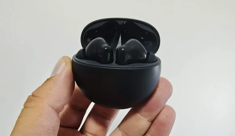 Huawei lança os FreeBuds 7i por menos de 100 euros