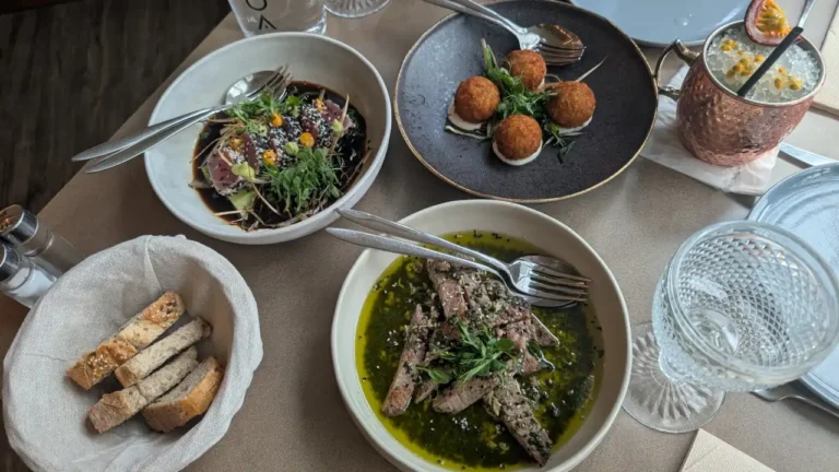 Boshq tem nova carta que acerta em cheio nos pratos de raiz mais europeia e nos hambúrgueres