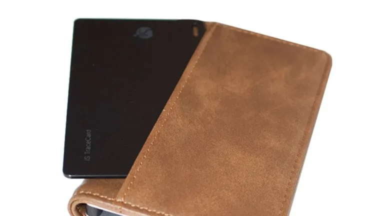 Cartão Localizador da iServices: design ultrafino para nunca mais perder a carteira