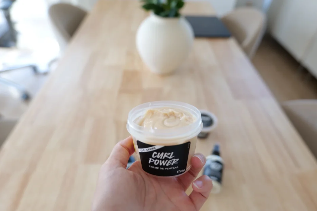 Lush Cosmetics - Curl Power