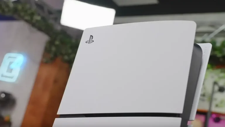 Nova PlayStation 5 Digital Edition chega com acabamentos completamente em mate