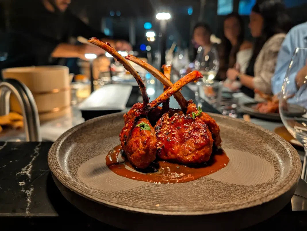 Attiko Lisbon - Costeletas de borrego grelhadas