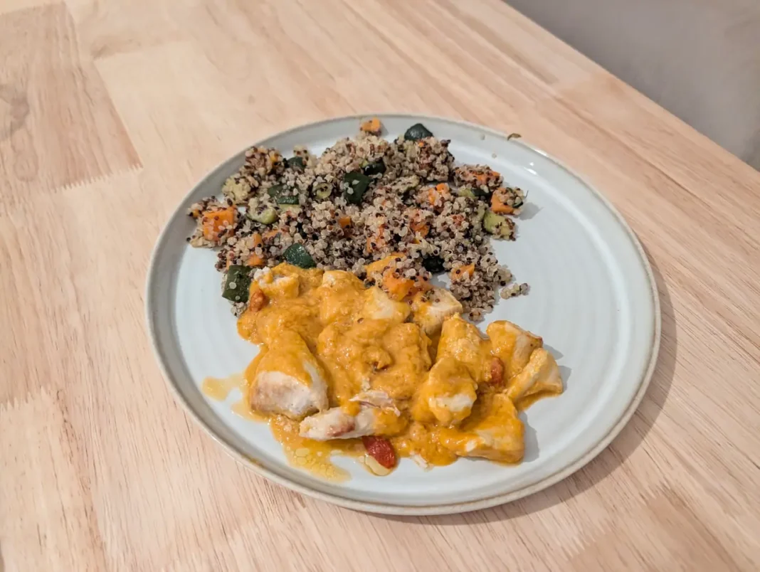 Cozinha Continente - Frango com Caril e Quinoa de Legumes