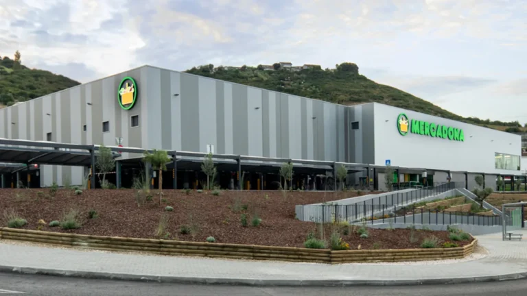 Mercadona inaugura supermercado em Frielas