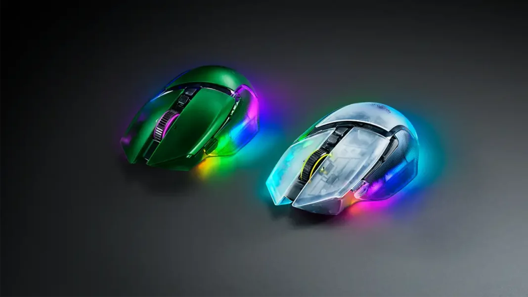 Razer Phantom White Basilisk V3 Pro 35K