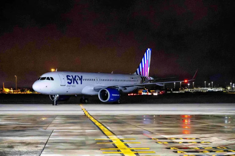 SKY express estreia ligação direta entre Atenas e Lisboa