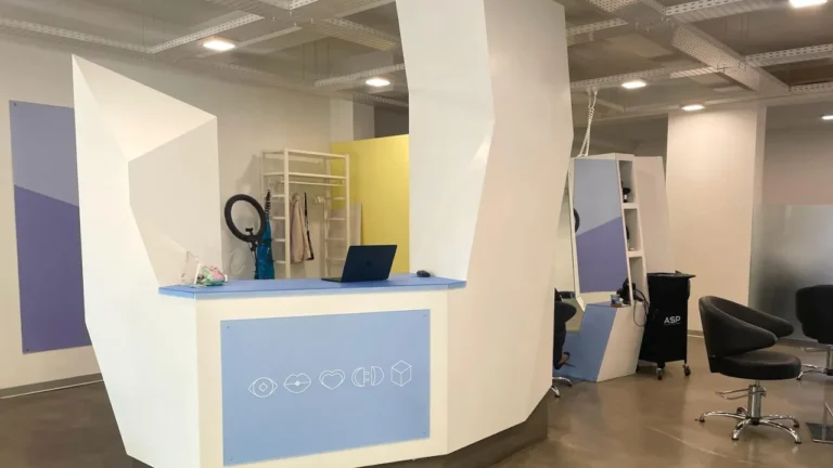 Slash Creative Hair Studio completa 10 anos e apresenta remodelação do espaço e novas experiências