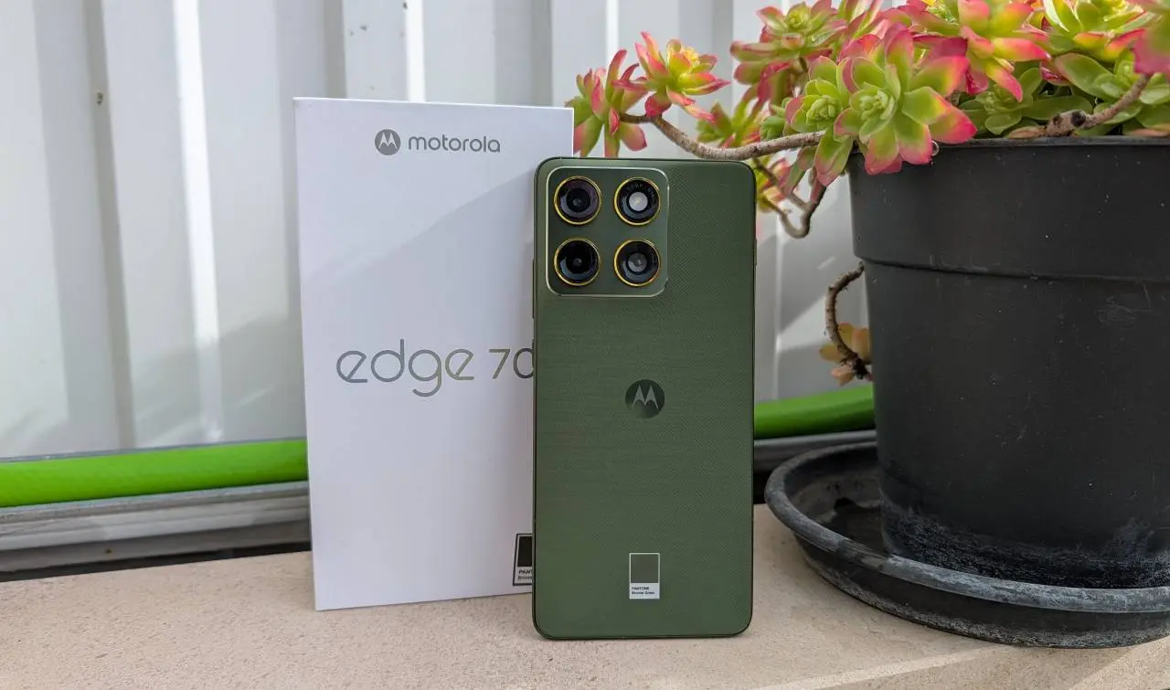 Motorola edge 70