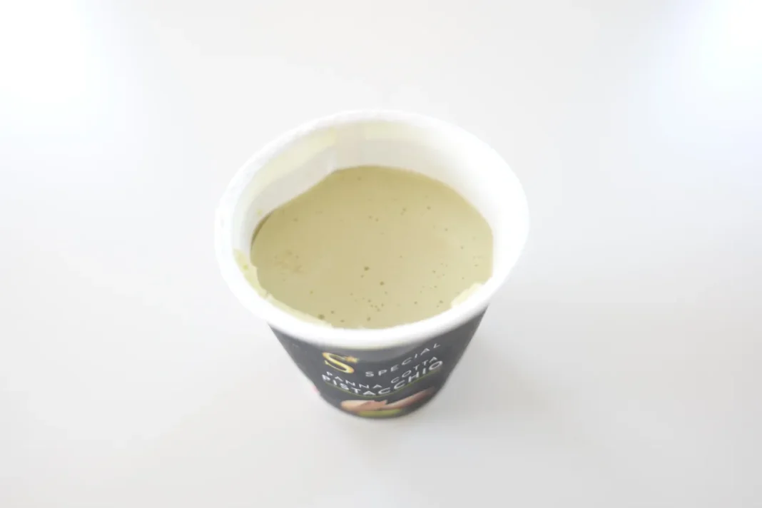 Aldi Gourmet Finest Cuisine - Panna Cotta de pist&aacute;cio