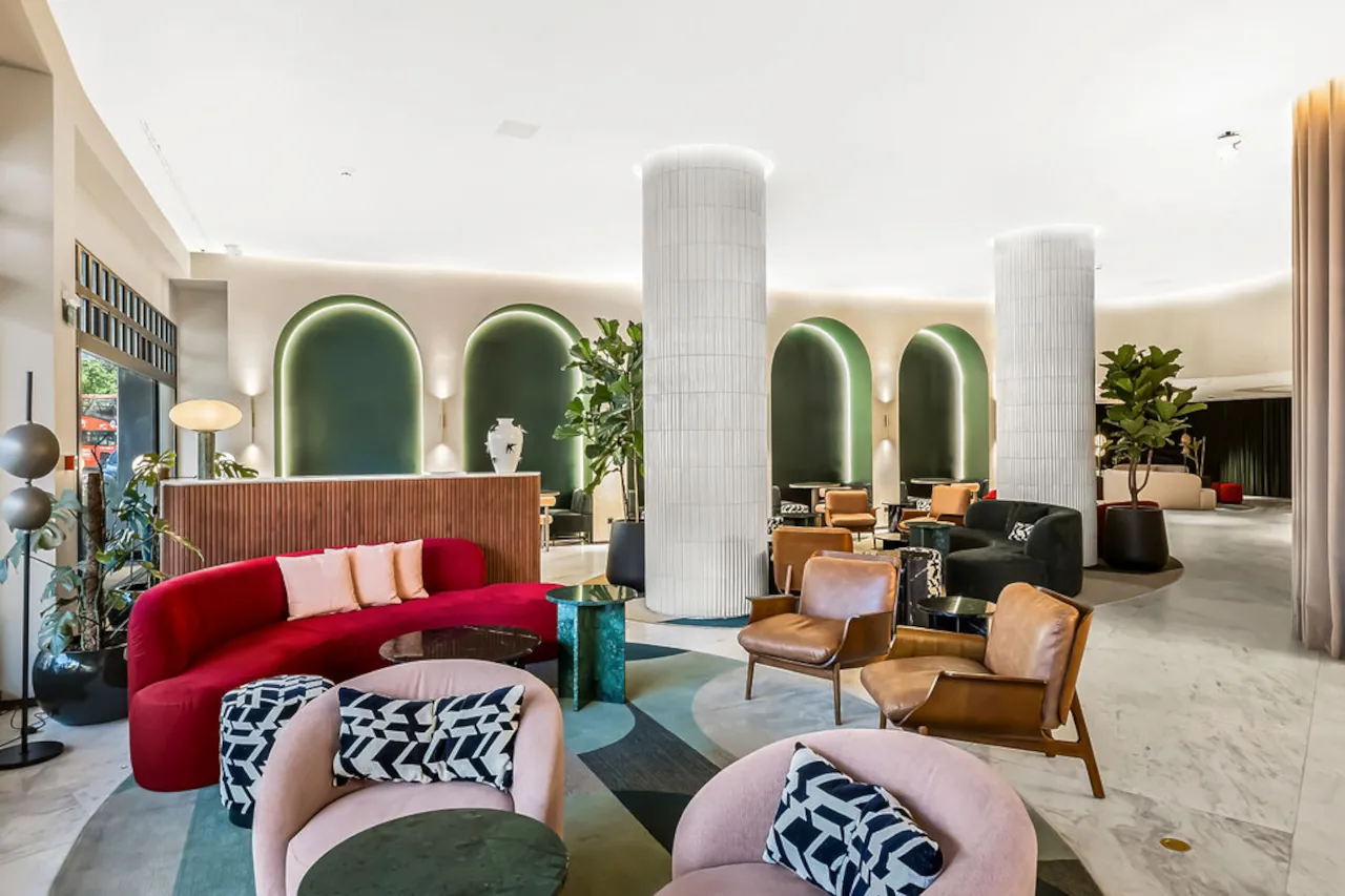 Hotel Mundial inicia nova fase de requalificação com projeto da Broadway Malyan 1 Hotel Mundial - Maximinus Bar & Lounge