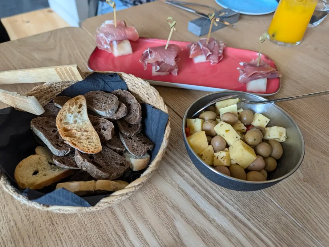 Mercure Ponta Delgada A&ccedil;ores - Restaurante Bruma