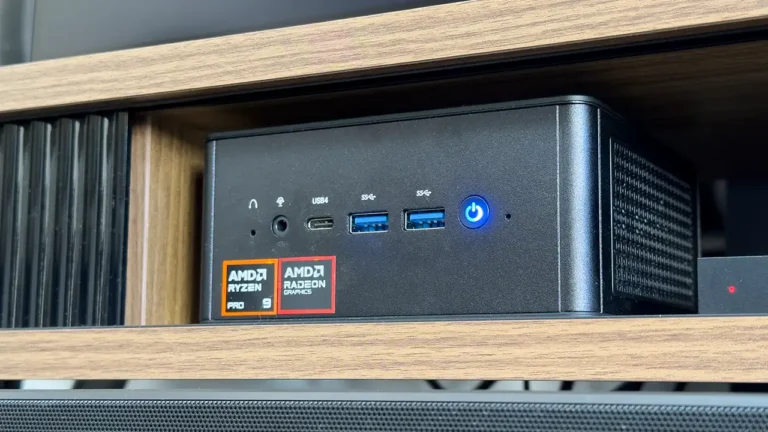 Minisforum UM890 Pro Review: Pequeno, completo e competente