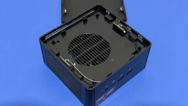 Minisforum UM890 Pro