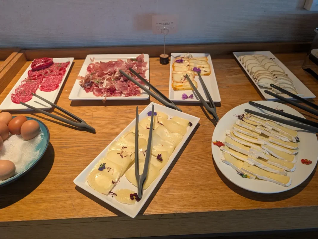 Praia do Sal Resort - pequeno-almo&ccedil;o