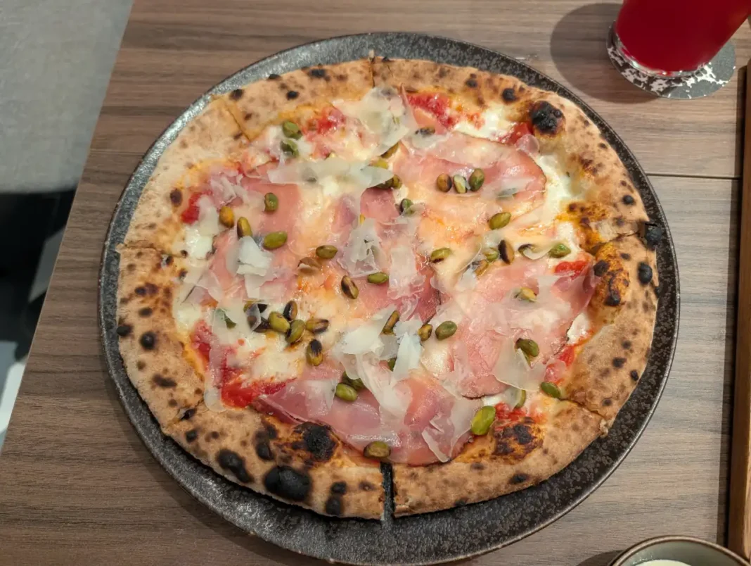 Restaurante 550&ordm; - Pizza de Presunto, Pistacho e Parmes&atilde;o