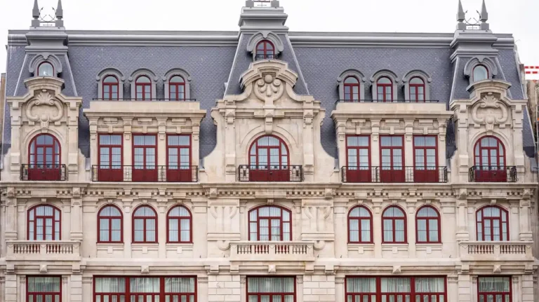 Le Monumental Palace no Porto foi adquirido pela H10 Hotels e muda ligeiramente de nome