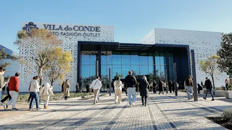 Vila do Conde Porto Fashion Outlet cresce para 31 mil m² e recebe novas marcas, restauração e arte